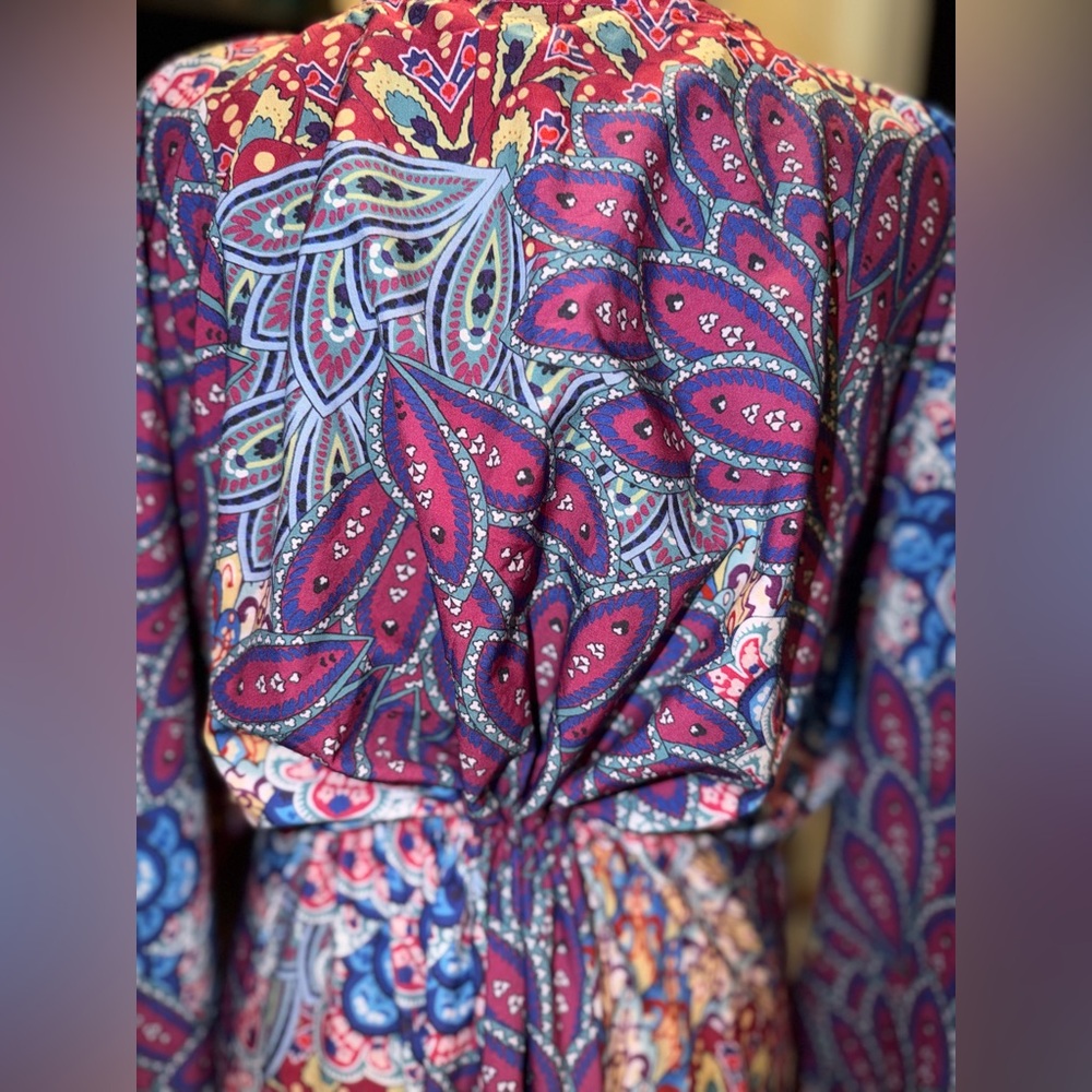 Like New Womens Colorful Bohemian Long Kimono / Cinches around waist, OS/LG - Picture 8 of 8